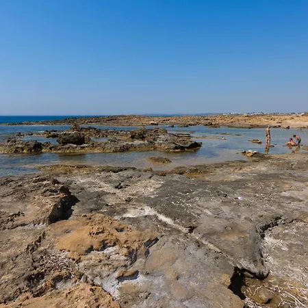 Astro With Direct Access On The Sea Of Heritage Of Unesco *