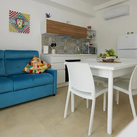 Astro With Direct Access On The Sea Of Heritage Of Unesco Holiday home *